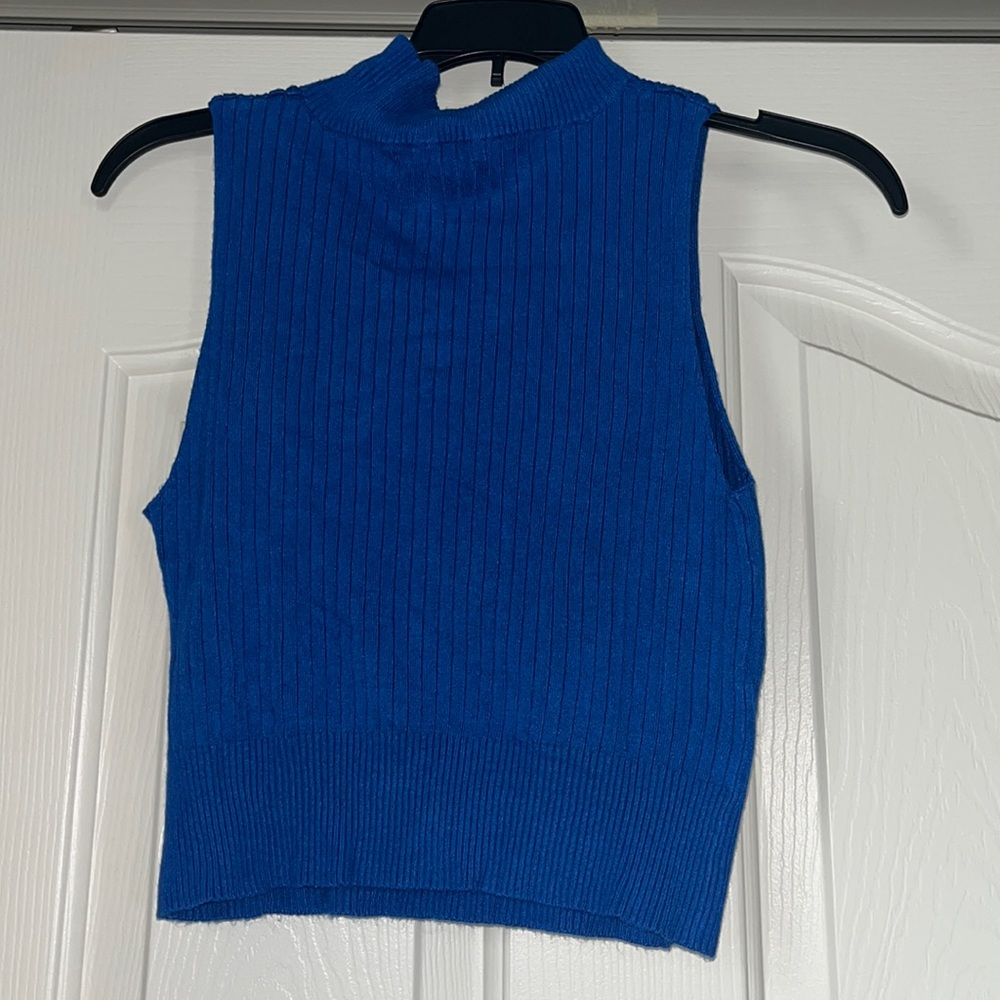 turtle neck vest
